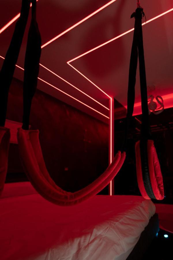 רומא Suite Luxury Bdsm מראה חיצוני תמונה
