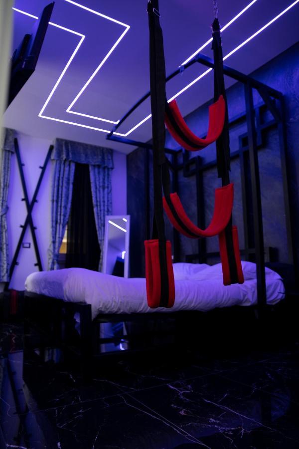 רומא Suite Luxury Bdsm מראה חיצוני תמונה